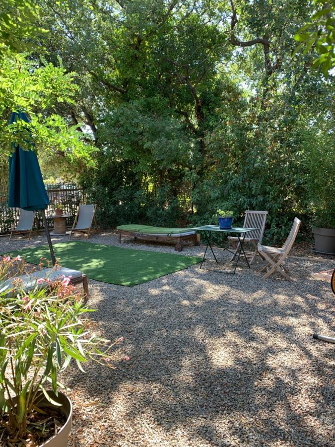 Le Clos Du Bonheur Le Pradet Exteriör bild